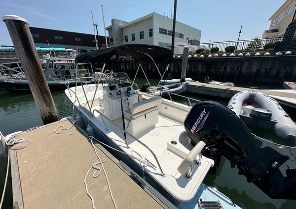 Boston-whaler 190-MONTAUK image