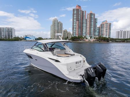 Sea Ray Sundancer 320 image