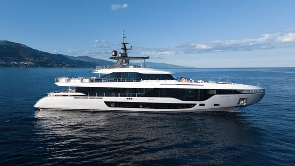 Azimut Grande 36M