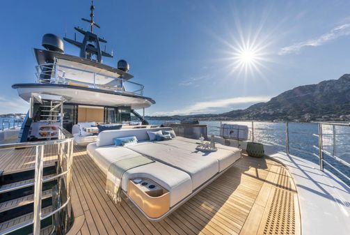 Azimut Grande 36M image