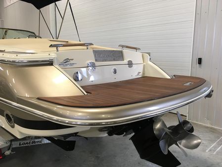 Chris-Craft 25 Launch image
