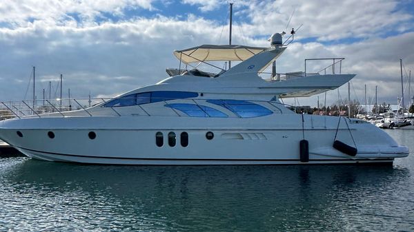 Azimut 62 