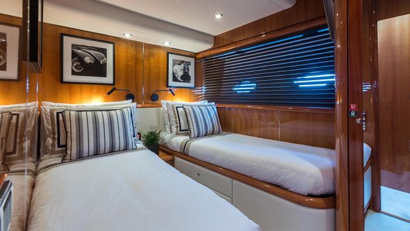 Sunseeker 94 image