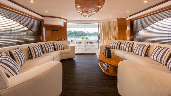 Sunseeker 94 image