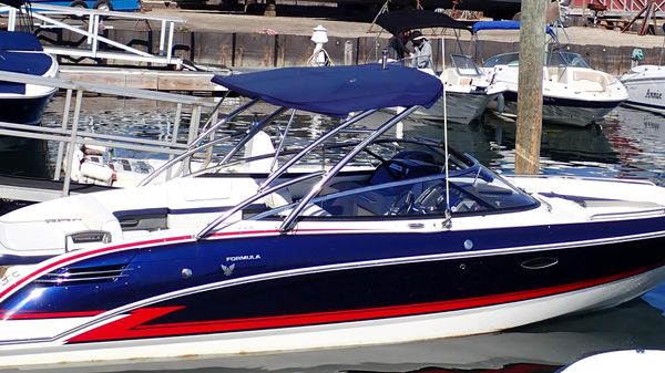 Formula 270 Bowrider