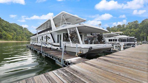 Stardust Cruisers 18 x 100 HOUSEBOAT 