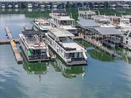 Stardust-cruisers 18-X-100-HOUSEBOAT image