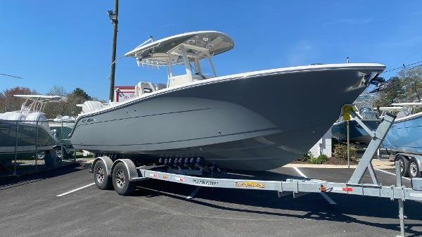Cobia 280 Center Console 