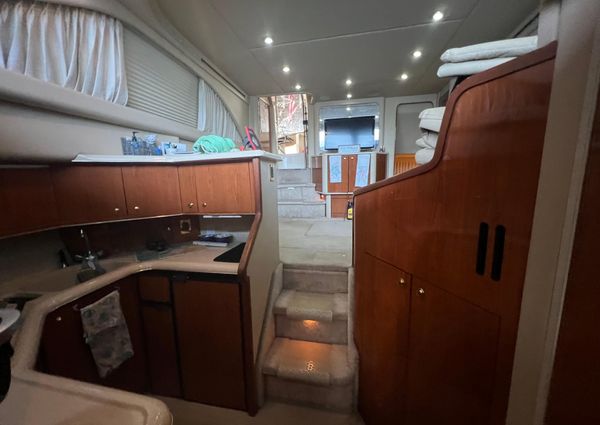 Sea Ray 380 Aft Cabin image