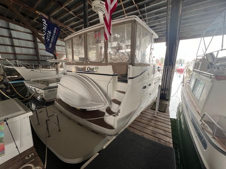 Sea Ray 380 Aft Cabin image