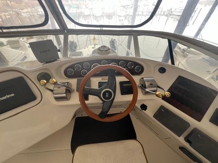 Sea Ray 380 Aft Cabin image