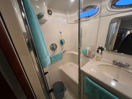 Sea Ray 380 Aft Cabin image