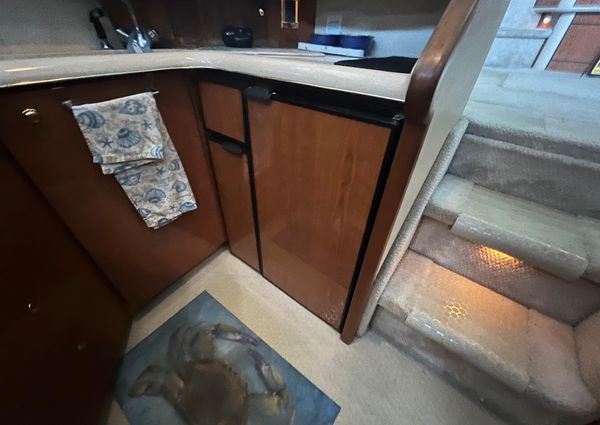 Sea Ray 380 Aft Cabin image