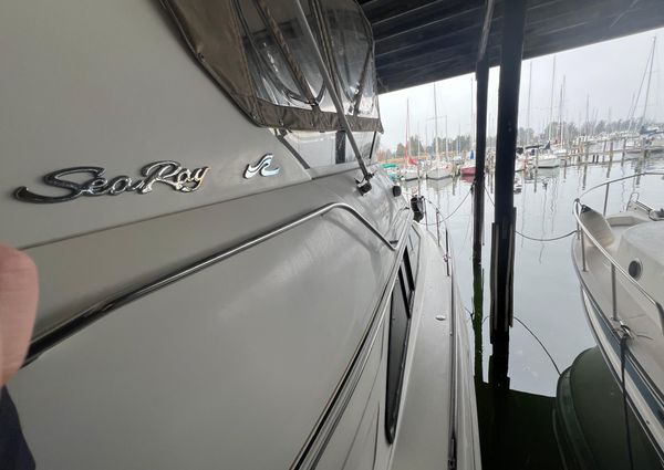 Sea Ray 380 Aft Cabin image