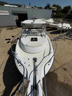 Boston Whaler 305 Conquest image