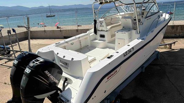 Boston Whaler 305 Conquest 