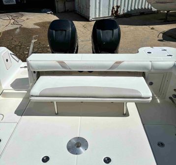 Boston Whaler 305 Conquest image