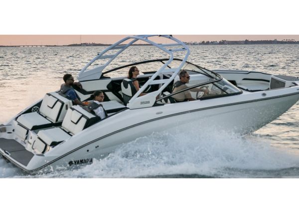 Yamaha-boats 252S image