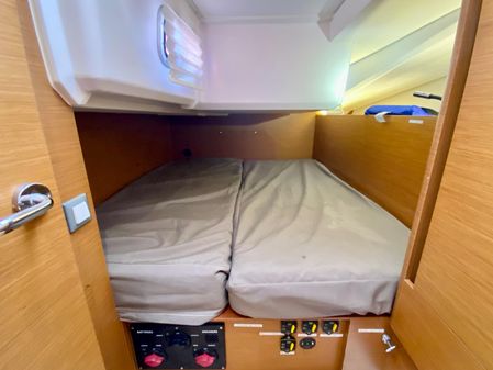 Jeanneau Sun Odyssey 440 image