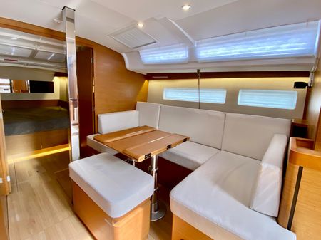Jeanneau Sun Odyssey 440 image