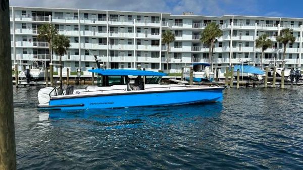 Axopar 37 XC CROSS CABIN