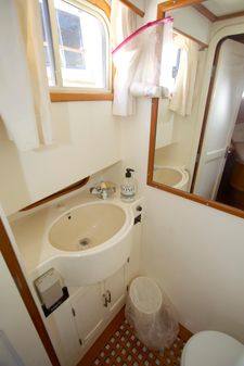Island-gypsy 32 image