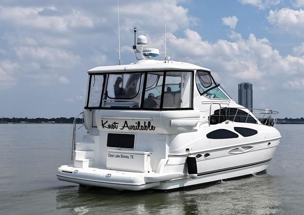 Cruisers Yachts 405 Express Motoryacht image