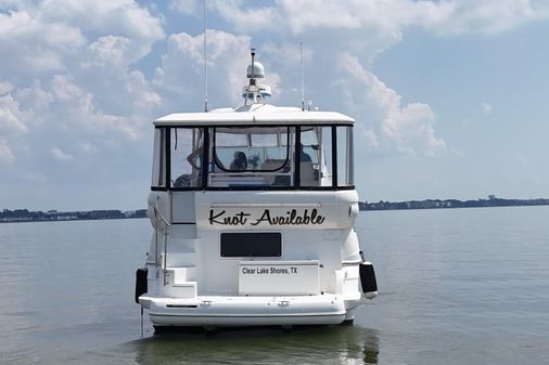 Cruisers Yachts 405 Express Motoryacht image