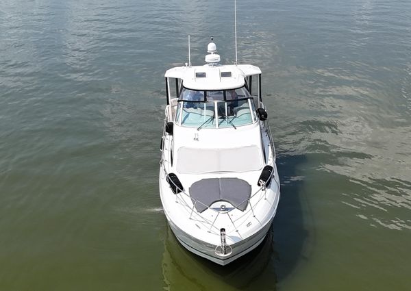 Cruisers Yachts 405 Express Motoryacht image