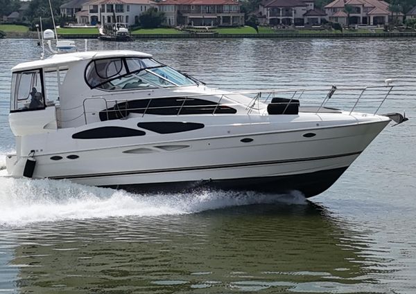 Cruisers Yachts 405 Express Motoryacht image