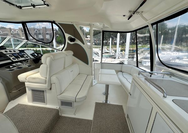 Cruisers Yachts 405 Express Motoryacht image