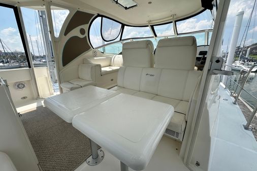 Cruisers Yachts 405 Express Motoryacht image
