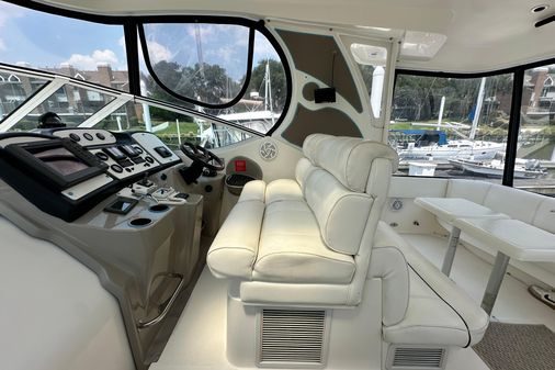 Cruisers Yachts 405 Express Motoryacht image