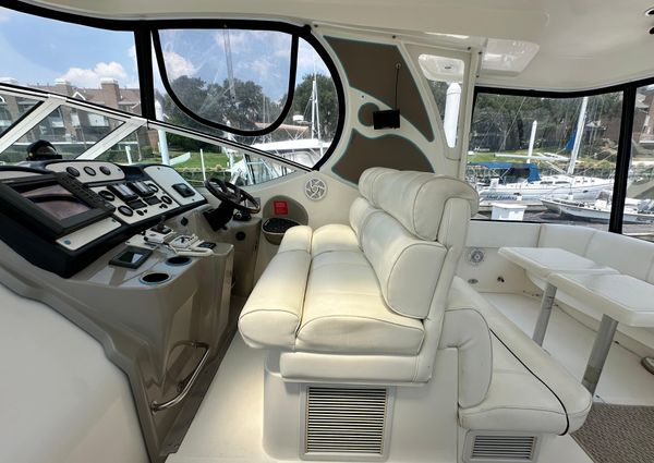 Cruisers Yachts 405 Express Motoryacht image