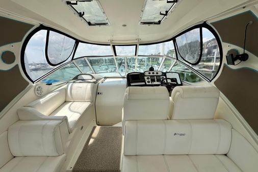 Cruisers Yachts 405 Express Motoryacht image