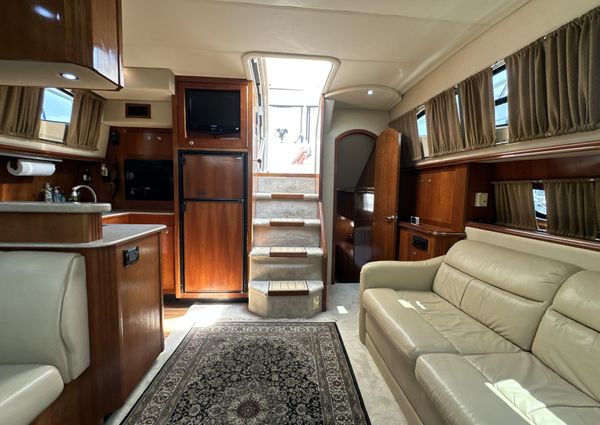 Cruisers Yachts 405 Express Motoryacht image