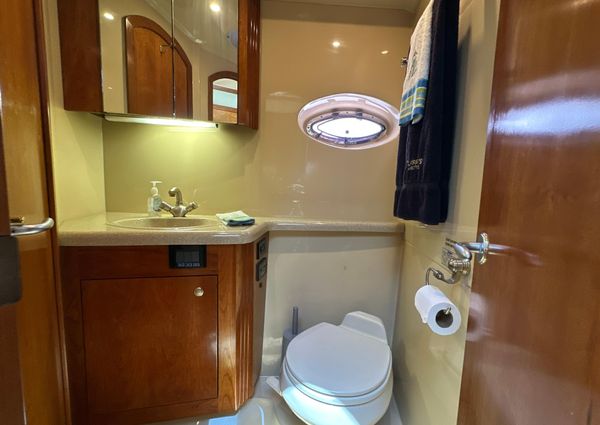 Cruisers Yachts 405 Express Motoryacht image