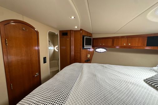 Cruisers Yachts 405 Express Motoryacht image