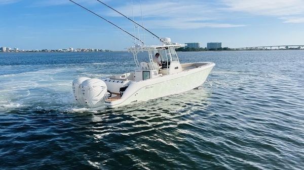 Edgewater 340CC