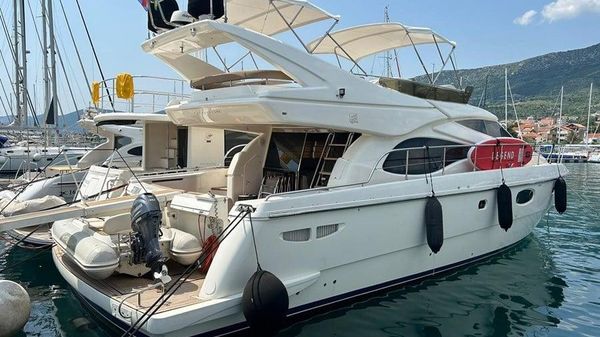 Ferretti Yachts Ferretti 590 