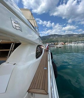 Ferretti Yachts Ferretti 590 image