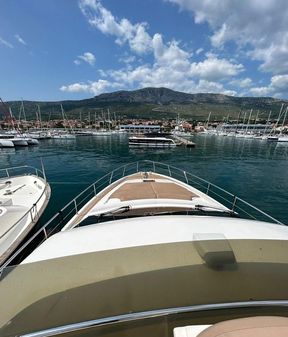 Ferretti Yachts Ferretti 590 image