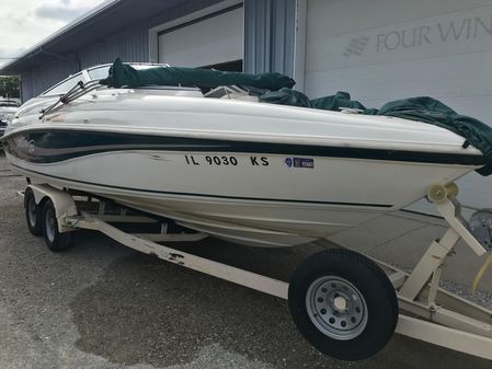 Rinker 232-CAPTIVA-BOWRIDER image