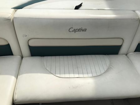 Rinker 232-CAPTIVA-BOWRIDER image