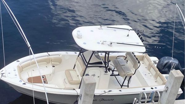 NauticStar 2302 Legacy 