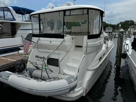 Sea Ray 390 Motor Yacht image