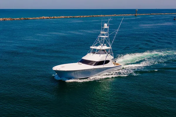 Hatteras 63 GT image