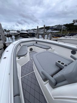 Boston Whaler 350 Outrage image