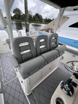 Boston Whaler 350 Outrage image