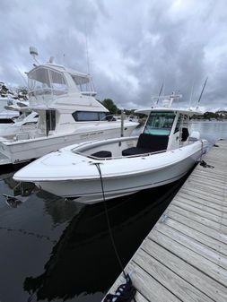 Boston-whaler 350-OUTRAGE image